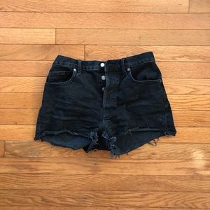 Everlane Cheeky Short